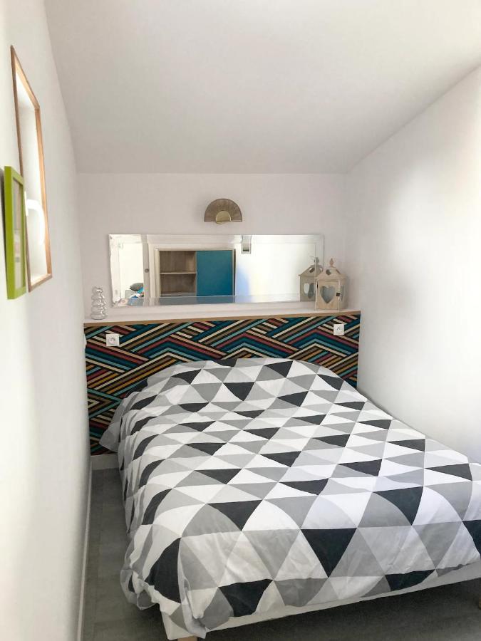 La Petite Maison Tahet, 2 Pers Avec Terrasse Basse-Indre 外观 照片